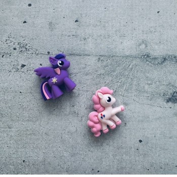 couleur de l'attache sucette poney personnalisé